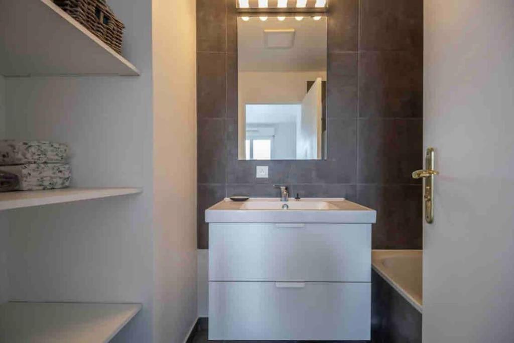 Appartement Emplacement Ideal De Disney A Paris Сери Екстериор снимка